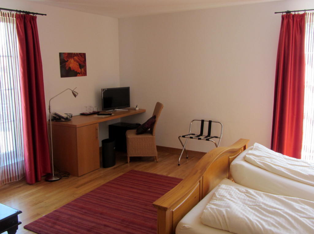 Hotel Weinblatt Sommerach Rum bild